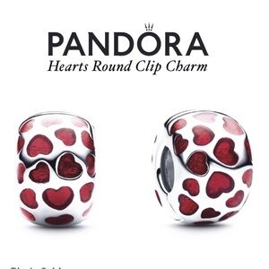 PANDORA Hearts Round Clip Charm w/box